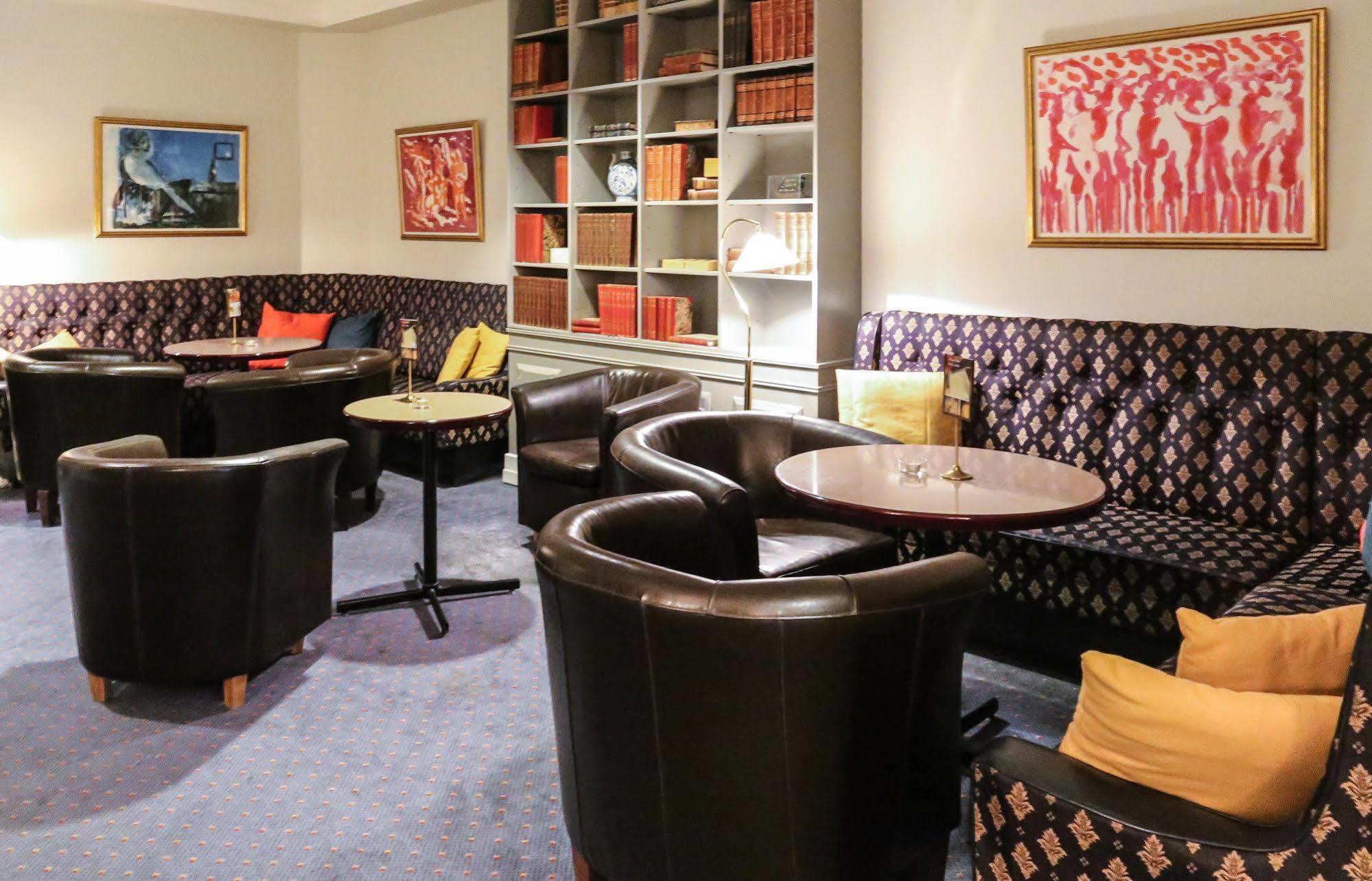 Hotel Kaernan เฮลซิงบอร์ก ภายนอก รูปภาพ