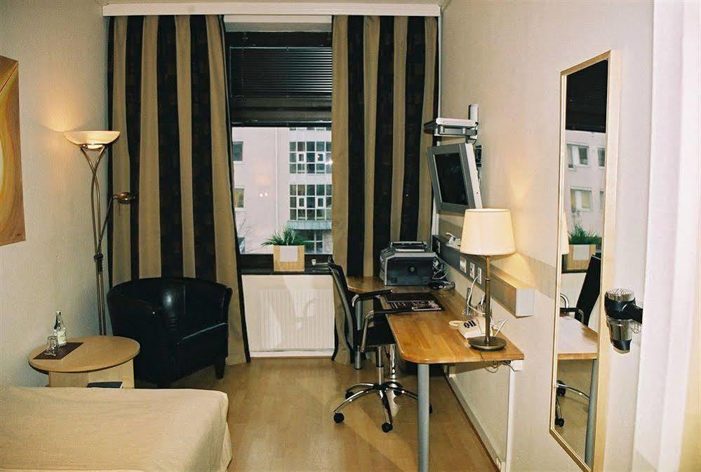 Hotel Kaernan เฮลซิงบอร์ก ภายนอก รูปภาพ